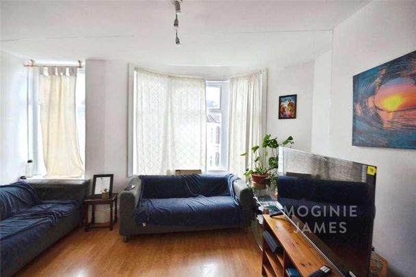 First Floor Flat, Tewkesbury Street, Cardiff, CF24 - Photo 1