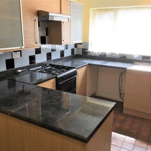 3 bedroom terraced house to rent - Photo 2