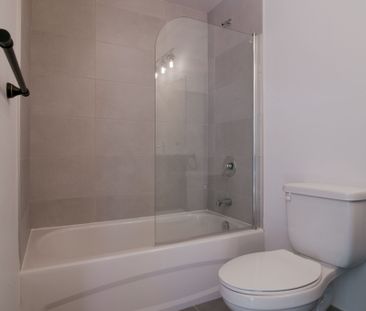 4350 Hotel-De-Ville - Photo 6