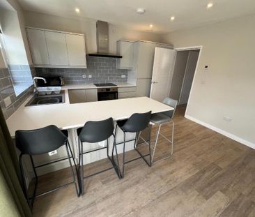 4 bedroom house to rent - Photo 2