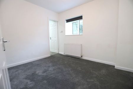 Central Street, Ramsbottom - Photo 3