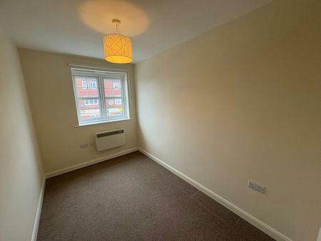 Flat to rent on - Photo 4