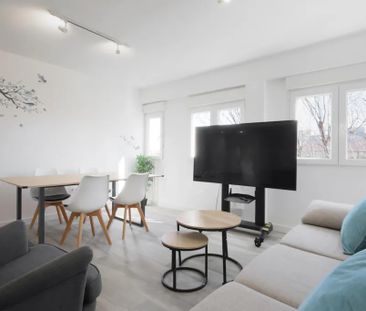 Calle del Amor Hermoso, Madrid, Community of Madrid 28026 - Photo 3