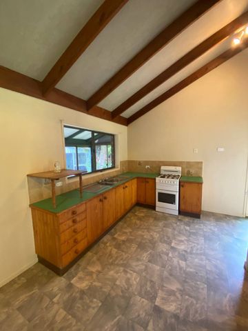 UNDER APPLICATION - Charming 3-Bedroom Home in Eumundi - Photo 5