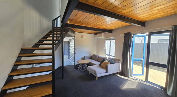 2 Bedroom Gem - Partially Furnished - Photo 1