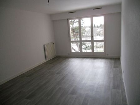 Location Appartement 4 pièces 83m² ST BRIEUC 22000 - Photo 2