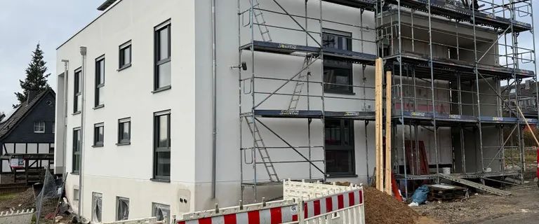 Moderne 3-Zimmer-Wohnung in Lindlar mit Balkon - Foto 1