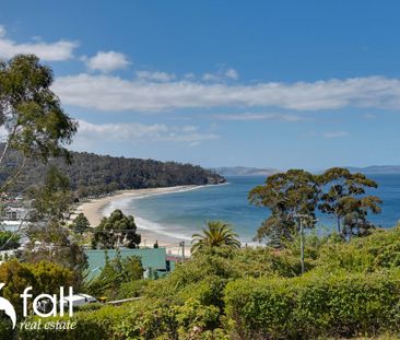 Light-Filled Living With Water Views - Photo 6