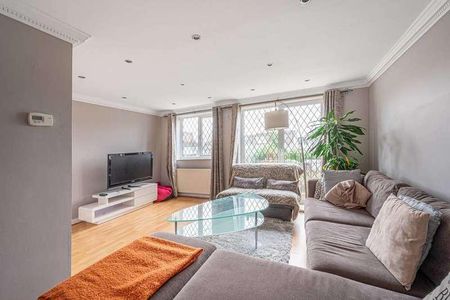 Finchley Park, North Finchley, N12 - Photo 4