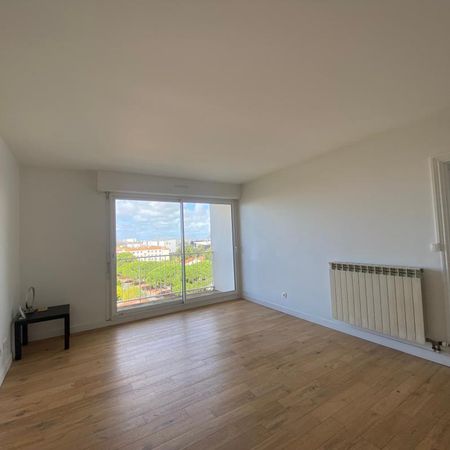 Location Appartement 2 pièces Meublé 53m² LA ROCHELLE 17000 - Photo 4