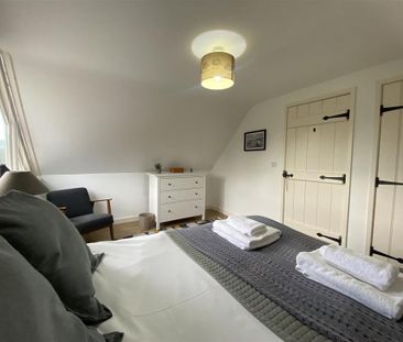 2 bedroom semi-detached house to rent - Photo 5