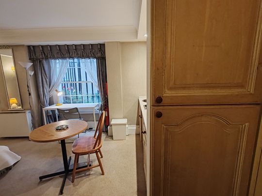 Studio Flat, London, W1U - Photo 1