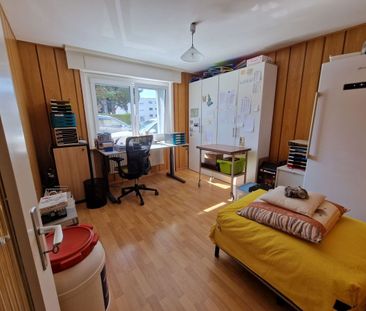 DE PLAIN PIED AVEC GRAND JARDIN - Foto 4