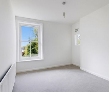 1 bedroom Flat To Let Total Size: 453 SQ FT - Photo 4