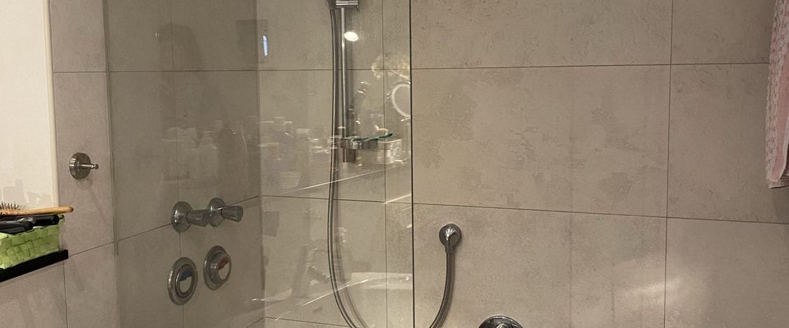 Rodenkirchen: Große Maisonette-Wohnung in direkter Rheinnähe - Foto 1