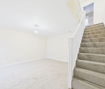 Porterfield Drive, Tyldesley, M29 - Photo 3