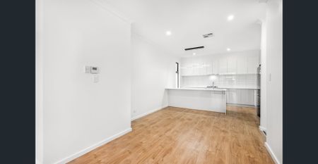 Newly Built City Fringe Townhouse - Photo 3