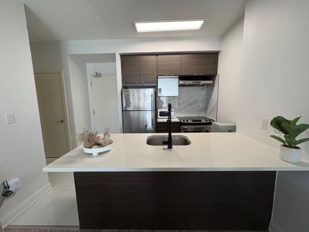 For Lease - 62 Forest Manor Road Unit# 904, Toronto, Ontario - Photo 2