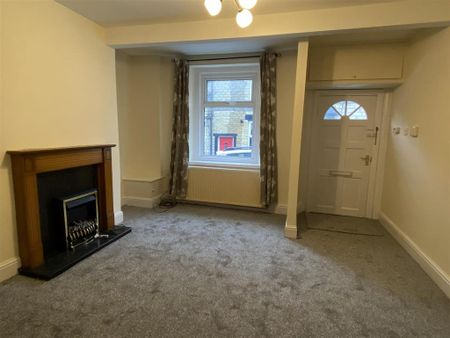 2 bedroom terraced house to rent - Photo 2