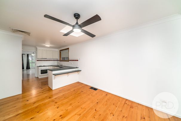 53 Warrawong St, Kooringal NSW 2650 - Photo 1