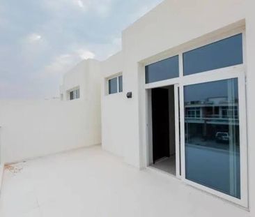 3BR | Single Row | Next To Pool l Well Maintained - Photo 1