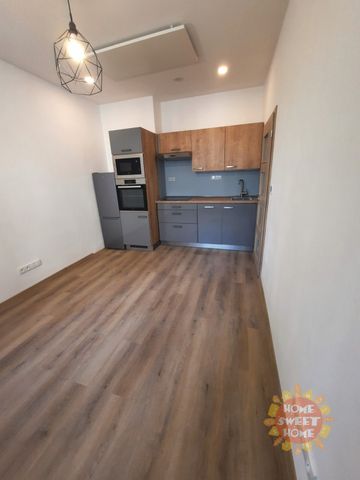 Pronájem bytu 2+kk 30 m² - Photo 4