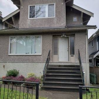 2 BDR - 850 sq ft- Commercial Drive Area - Photo 3