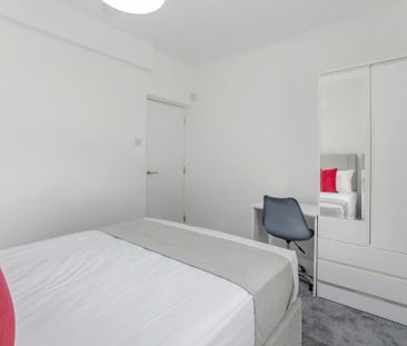 1 bedroom flat to rent - Photo 4