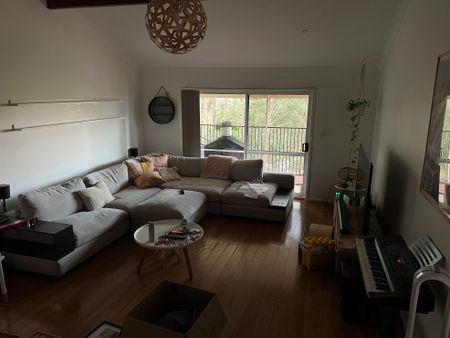 SPLIT LEVEL FAMILY HOME - Photo 4