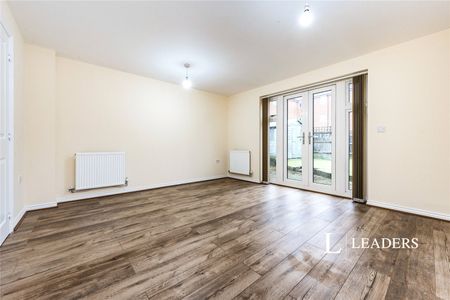 house to rent Guyana Lane, Newton Leys, Bletchley, Milton Keynes, MK3 - Photo 2