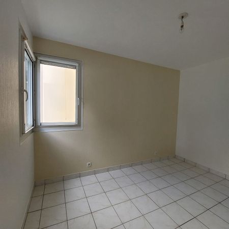 BREST SAINT-MARC/STANGALARD - APPARTEMENT 3 PIECE(S) - 66m2 - Photo 4