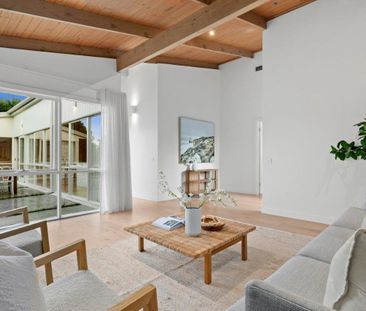 Light Filled & Stunning Family Home - Photo 1