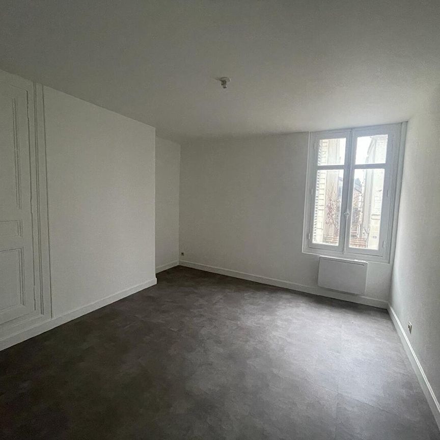 Location appartement 2 pièces, 40.98m², Bléré - Photo 1