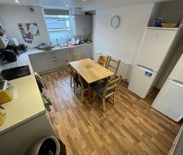 Hessle Avenue, Hyde Park, LS6 1EF, Leeds - Photo 6