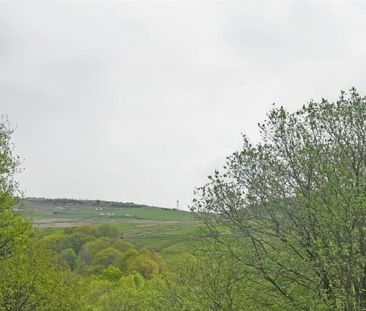 4 bedroom end of terrace house to rent - Photo 6