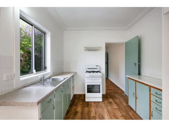 2 / 6 South Street, Wollongong, NSW 2500 - Photo 1