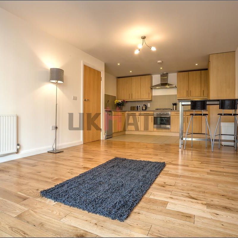 Ashton House (whole property) 1 - Photo 1