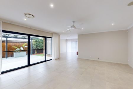 6 Emperor Parade, Chisholm NSW 2322 - Photo 2