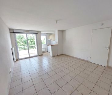 location Appartement T2 DE 42.41m² À POITIERS - Photo 2