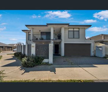 203A Carrington Street, Beaconsfield, WA 6162 - Photo 2