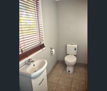 Private Studio at Bonnells Bay - Photo 3