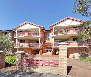 ” Deposit Taken ” 2/108-112 Stapleton St Pendle Hill NSW 2145 - Photo 6