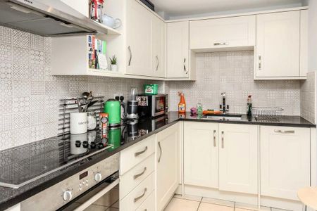 1 bedroom flat to rent - Photo 4