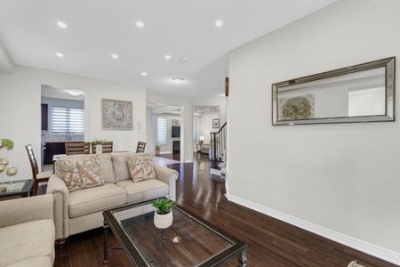 For Lease - 26 Fitzgibson Street, Brampton, Ontario - Photo 4