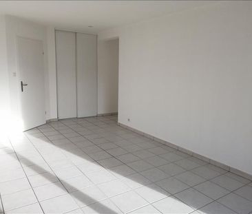 3 pièces - 60,18 m² - 3ème étage - Colocation non autorisée - Photo 1