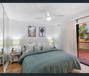 8/61 North Street Southport - Photo 3