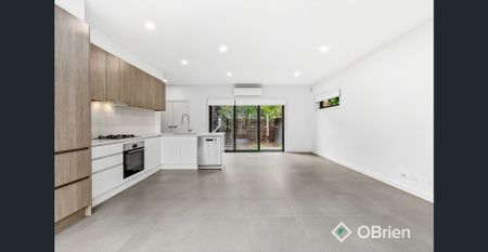 Modern Townhouse Living - Photo 5