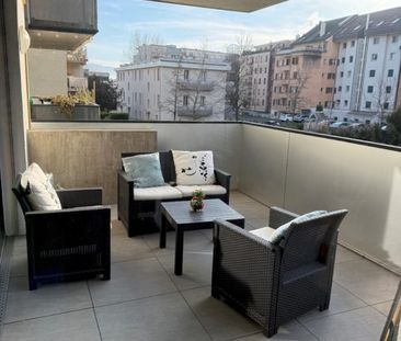 Proche de toutes les commodités, bel appartement de 4.5 pièces au 1... - Foto 2