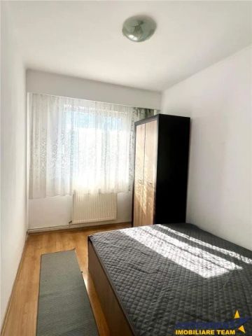 3 camere cu atmosfera de acasa, etaj 3, mobilat, utilat, cartierul Florilor, Brasov - Photo 4