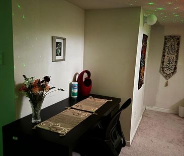 For Lease - 409 Aspendale Crescent Unit# Bsmnt-Room, Mississauga, O... - Photo 1